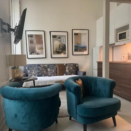 Charming In Chiado With Mezzanine Bed Lisboa